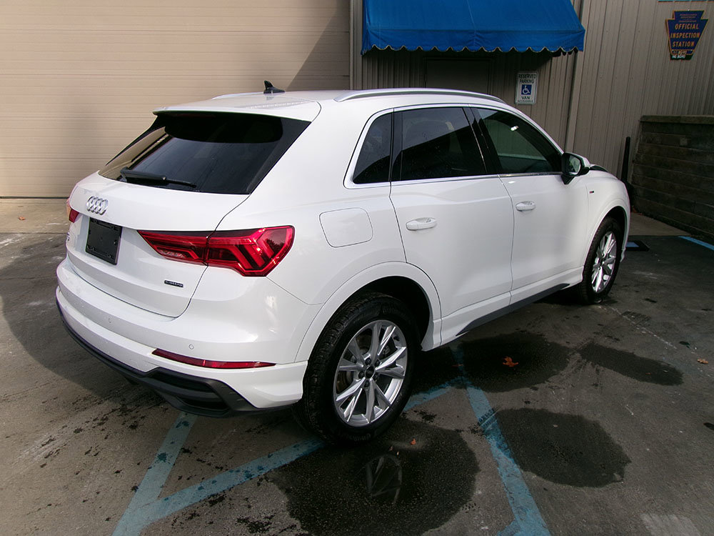 Used 2023 Audi Q3 2.0T Premium Plus w/ Premium Plus Package image 7