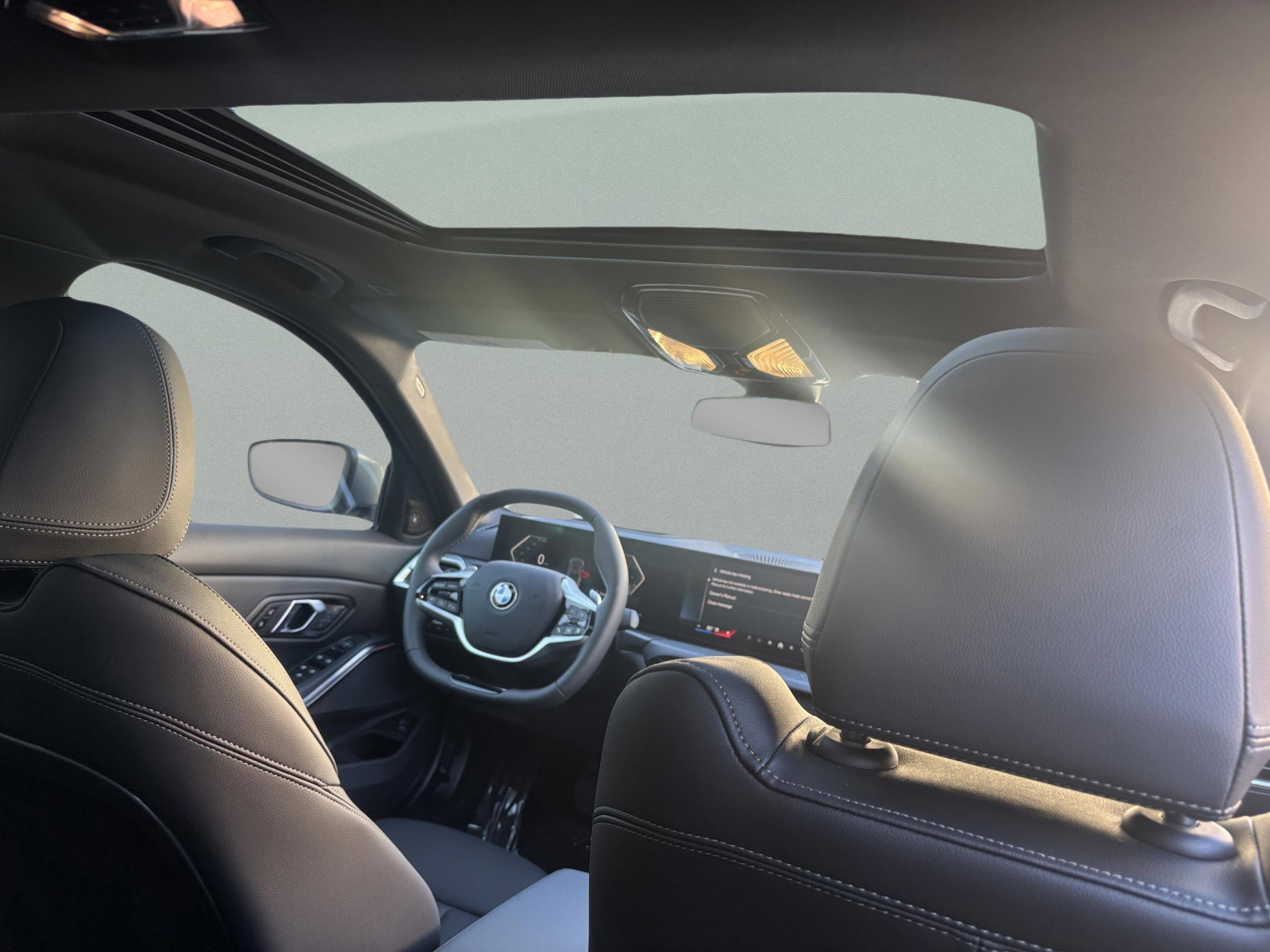 Used 2026 BMW 330i Sedan w/ Premium Package image 36