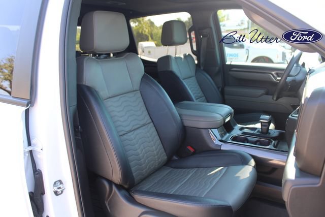 Used 2025 Chevrolet Silverado 1500 ZR2 w/ Technology Package AWD/4WD image 11