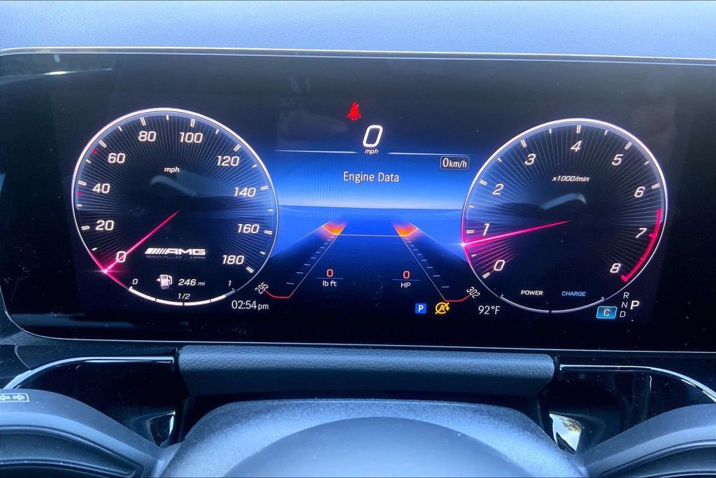 Used 2024 Mercedes-Benz GLA 35 AMG 4MATIC image 25