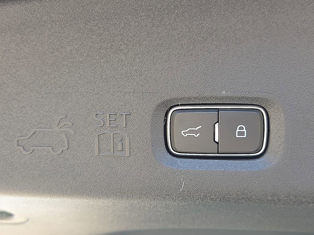 New 2026 Lincoln Navigator Premiere image 10