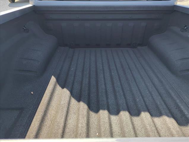 Used 2024 Nissan Frontier Pro-X image 24