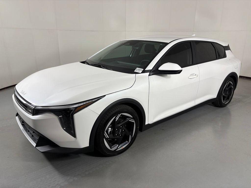 New 2026 Kia K4 GT-Line Turbo FWD image 4
