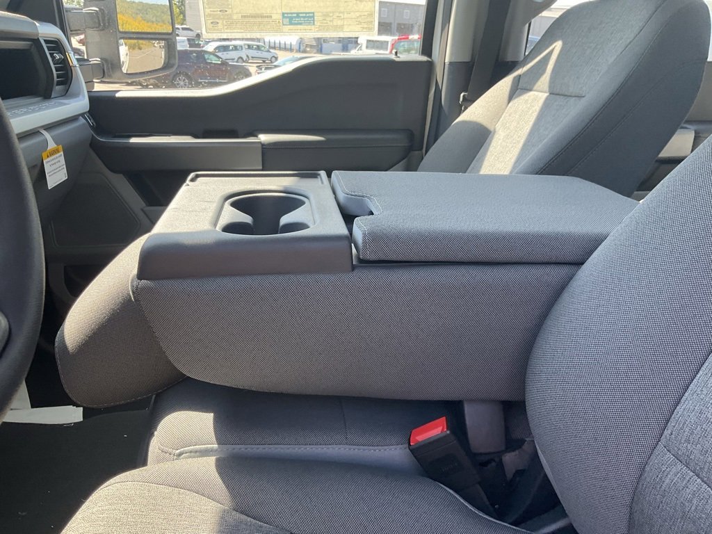 New 2026 Ford F350 XL image 8