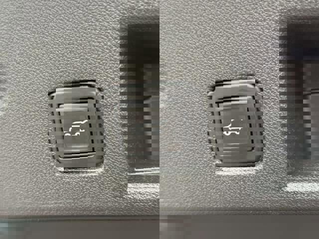 Used 2023 Chevrolet Equinox LT FWD image 10