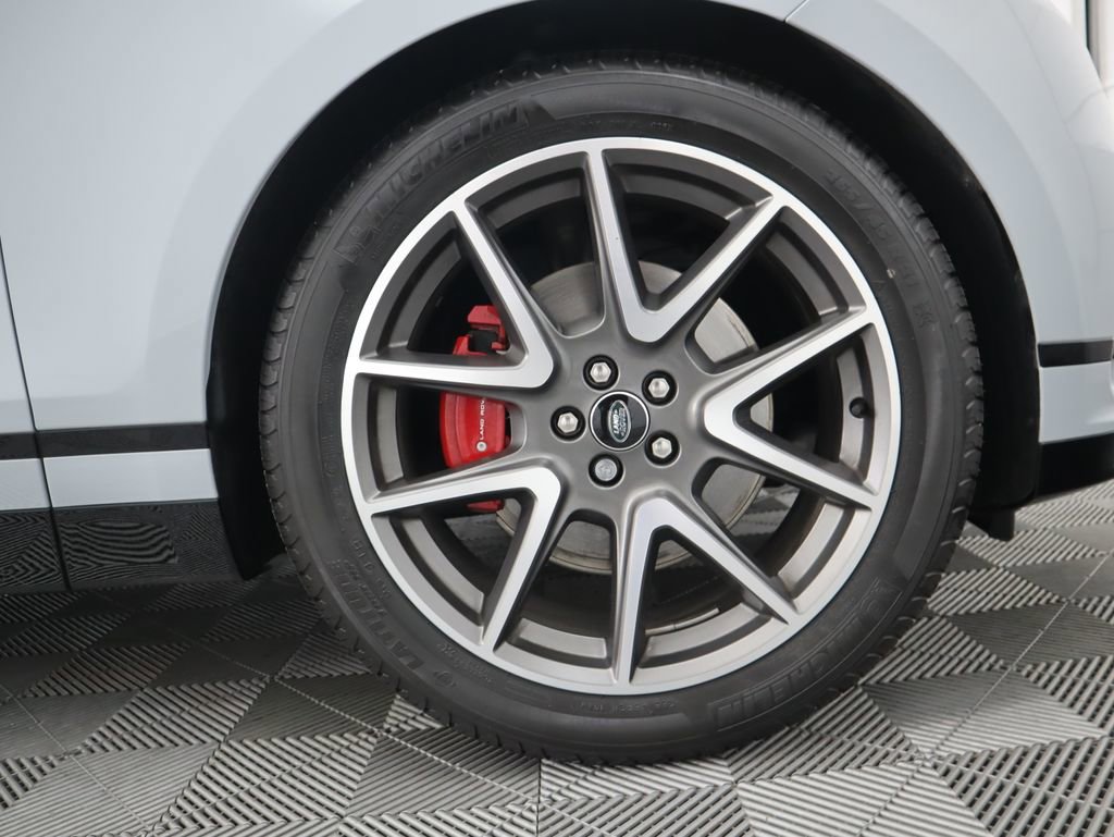 Used 2025 Land Rover Range Rover Velar Dynamic SE image 33