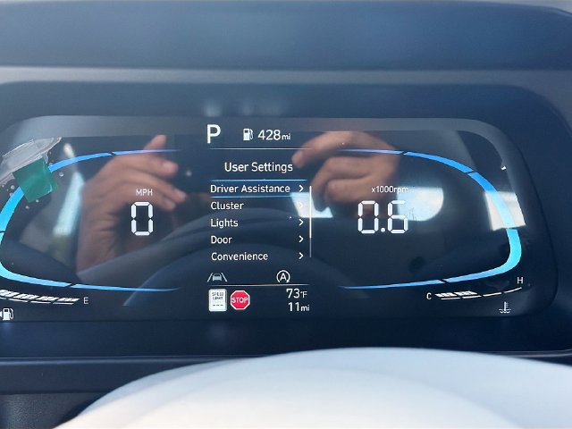 Certified 2026 Hyundai Elantra SE FWD image 13