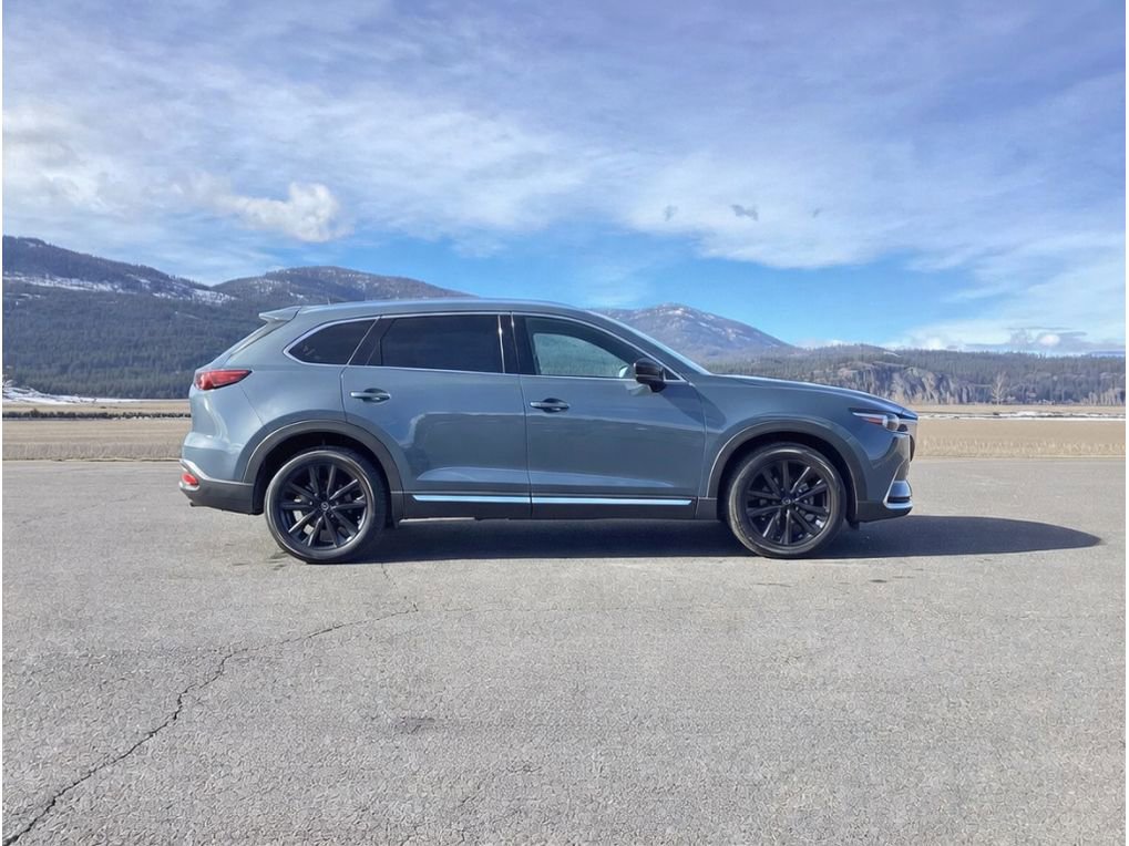 Used 2023 MAZDA CX-9 Carbon Edition image 4