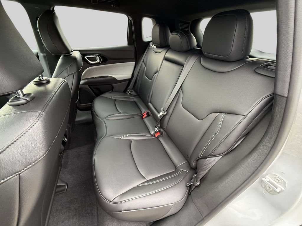 New 2026 Jeep Compass Limited AWD/4WD image 13