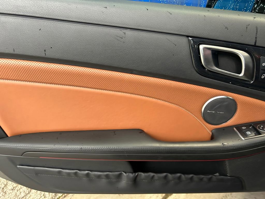 Used 2019 Mercedes-Benz SLC 300 image 21