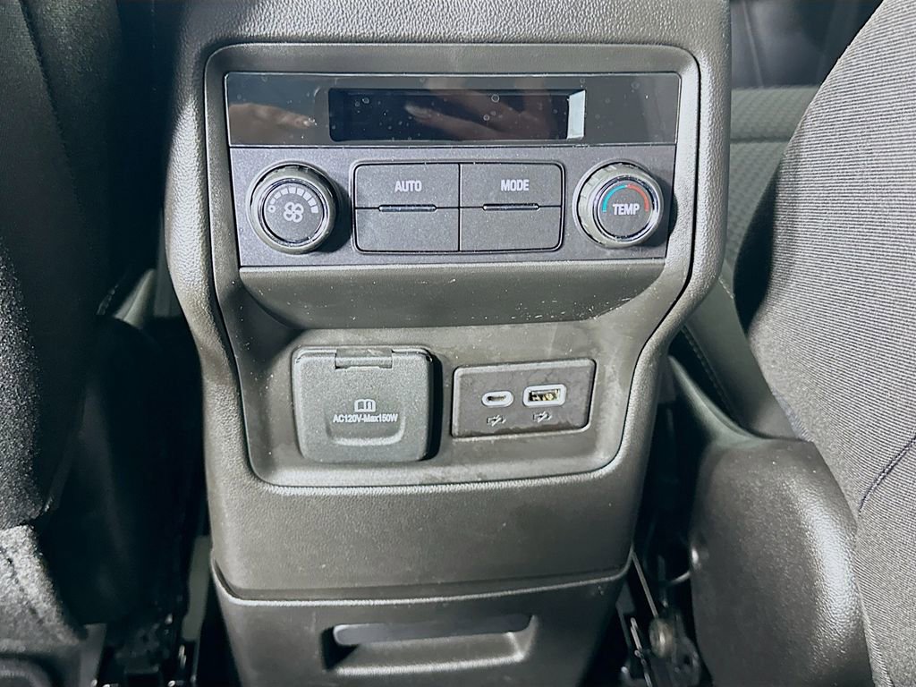 Used 2023 GMC Acadia SLE w/ Driver Convenience Package FWD image 25