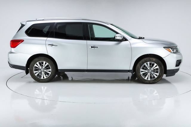 Used 2018 Nissan Pathfinder S FWD image 49