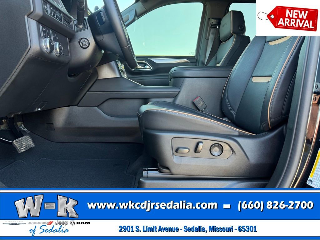 Used 2024 GMC Yukon AT4 AWD/4WD image 11