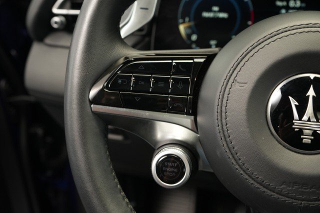 Used 2023 Maserati Grecale Modena AWD/4WD image 37