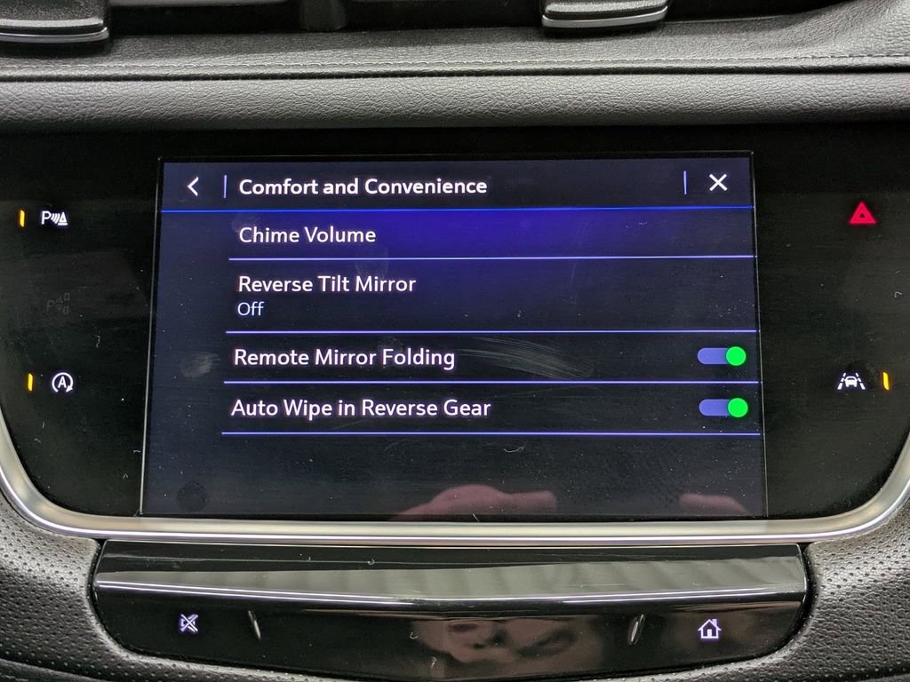 Used 2023 Cadillac XT6 Luxury image 34