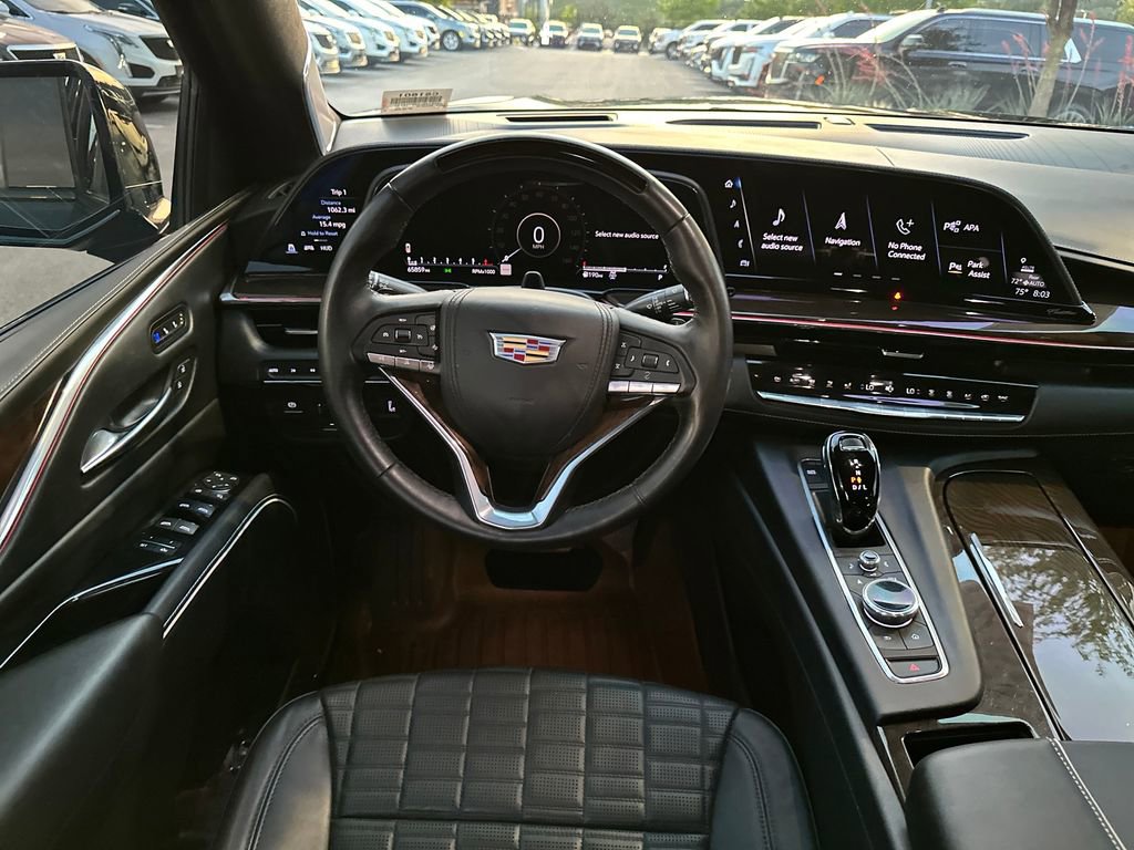 Used 2023 Cadillac Escalade ESV Sport Platinum w/ LPO, ONYX Package AWD/4WD image 34