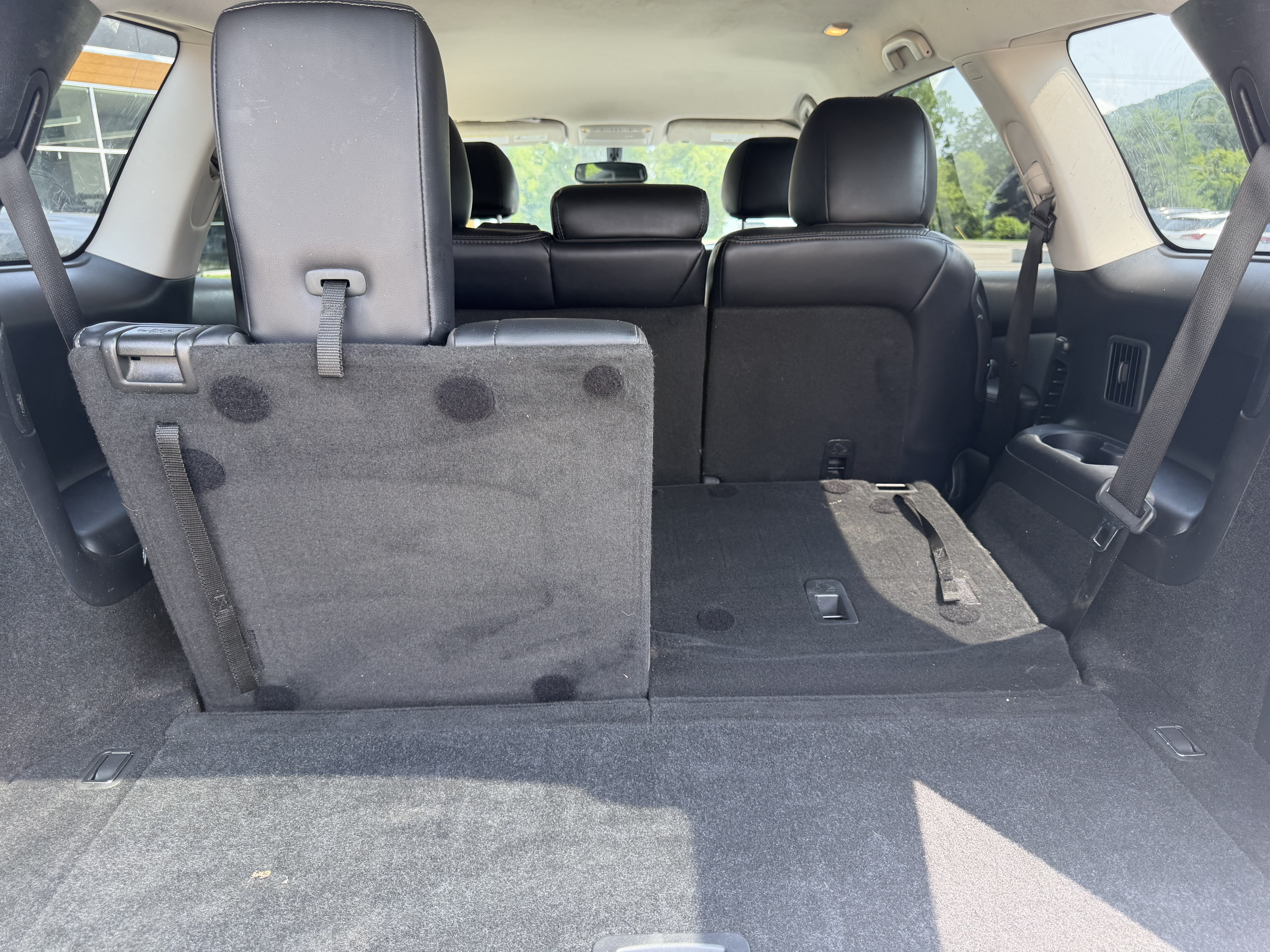 Used 2019 Nissan Pathfinder SL w/ Cargo Package AWD/4WD image 16