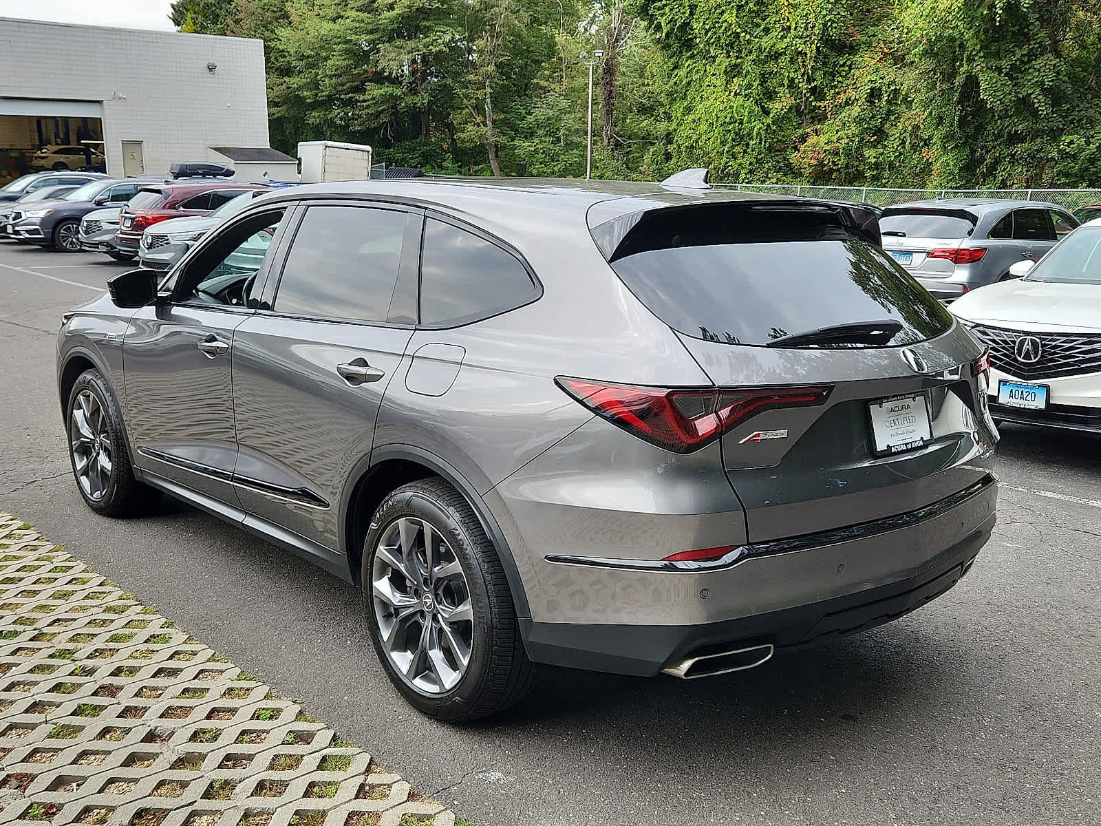Used 2022 Acura MDX A-Spec image 7