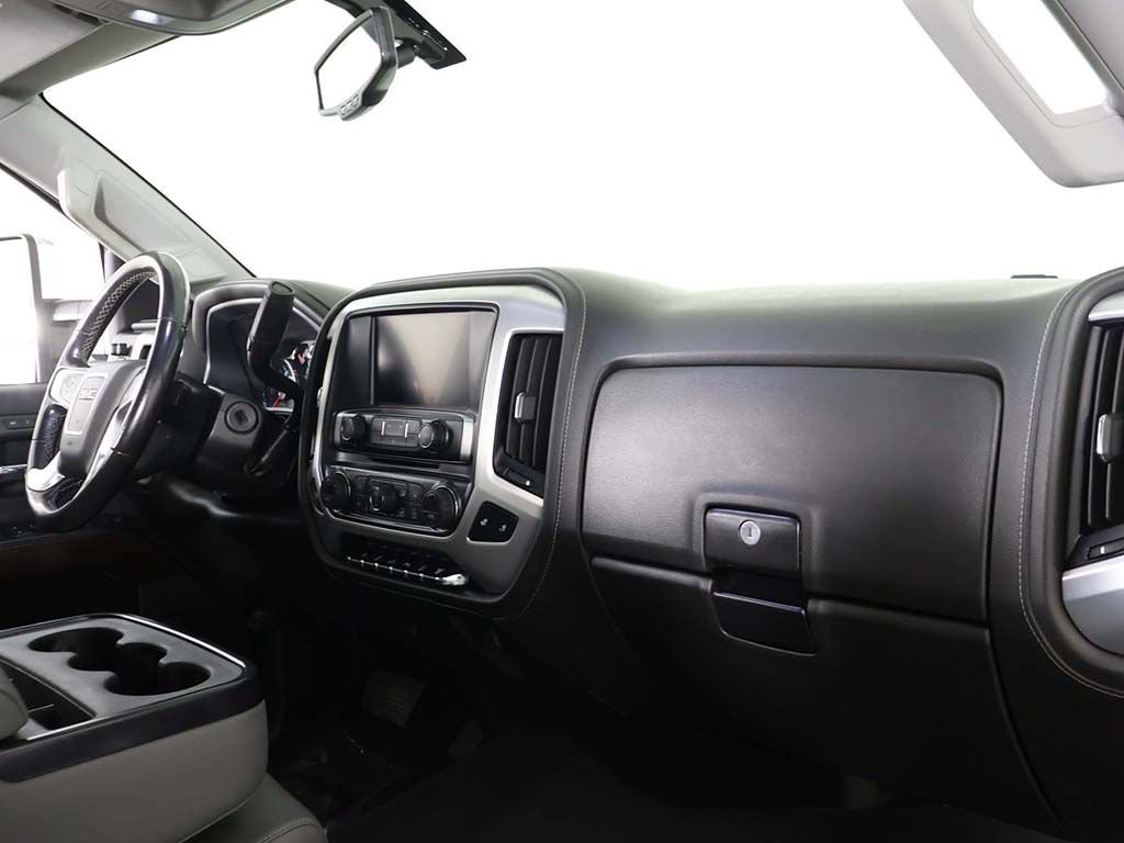 Used 2019 GMC Sierra 2500 SLT w/ Duramax Plus Package AWD/4WD image 26