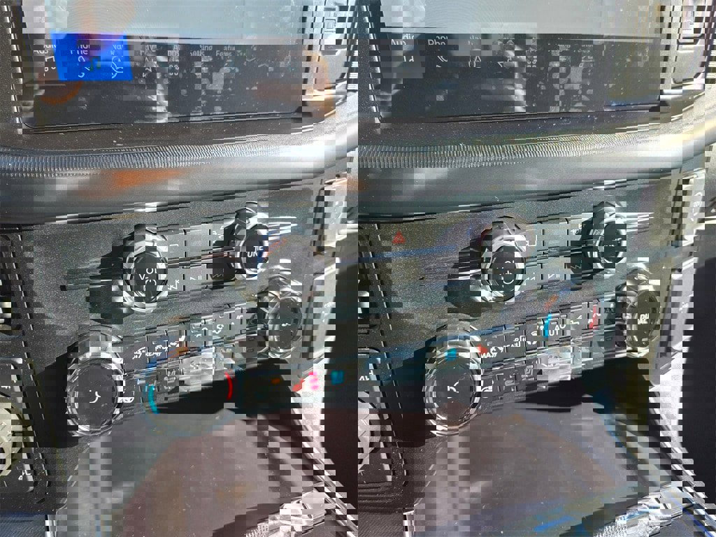 New 2025 Ford F150 Platinum image 16