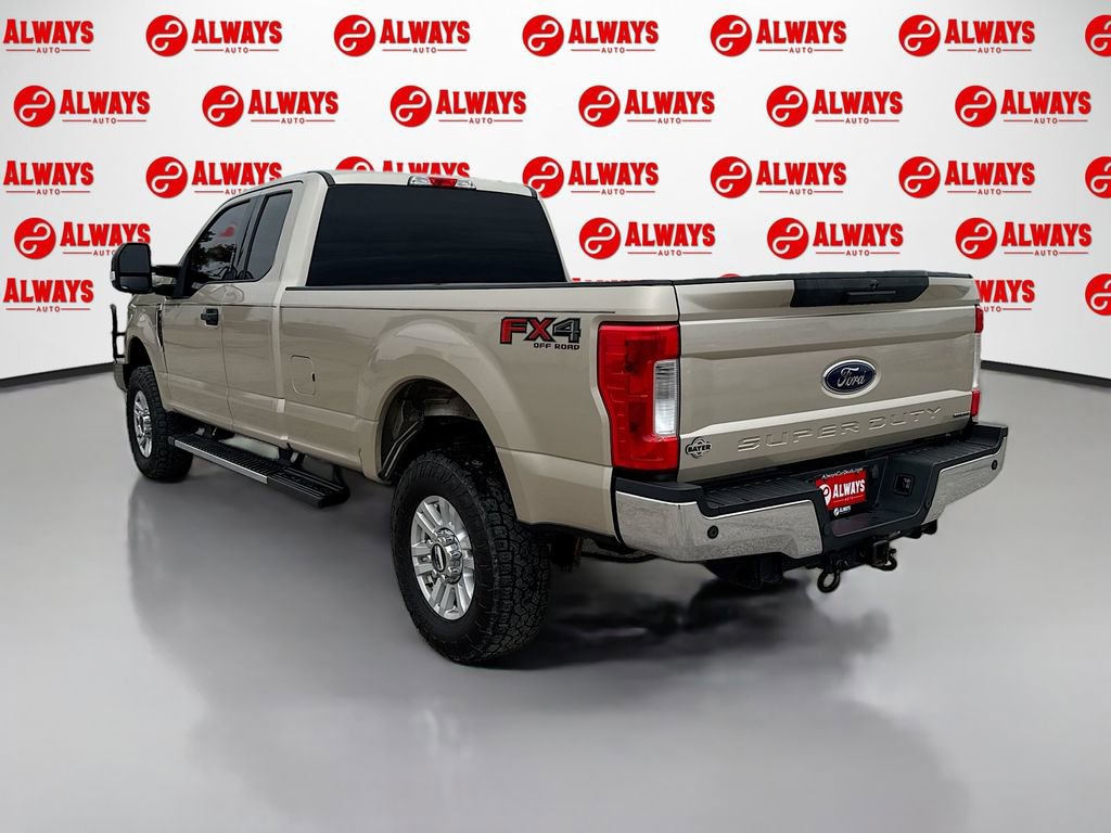 Used 2017 Ford F250 XLT w/ XLT Value Package AWD/4WD image 8