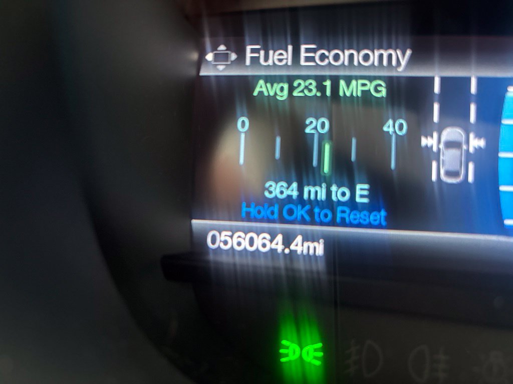 Used 2018 Ford Edge Titanium w/ Equipment Group 302A FWD image 6