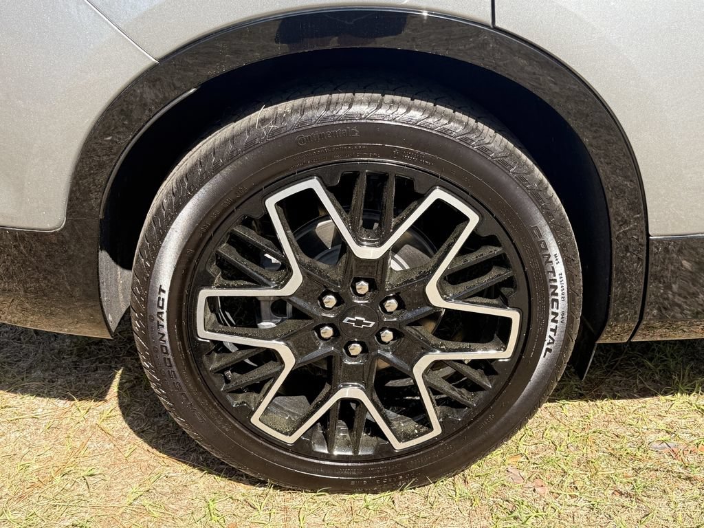 New 2025 Chevrolet Blazer RS w/ Driver Confidence II Package FWD image 11