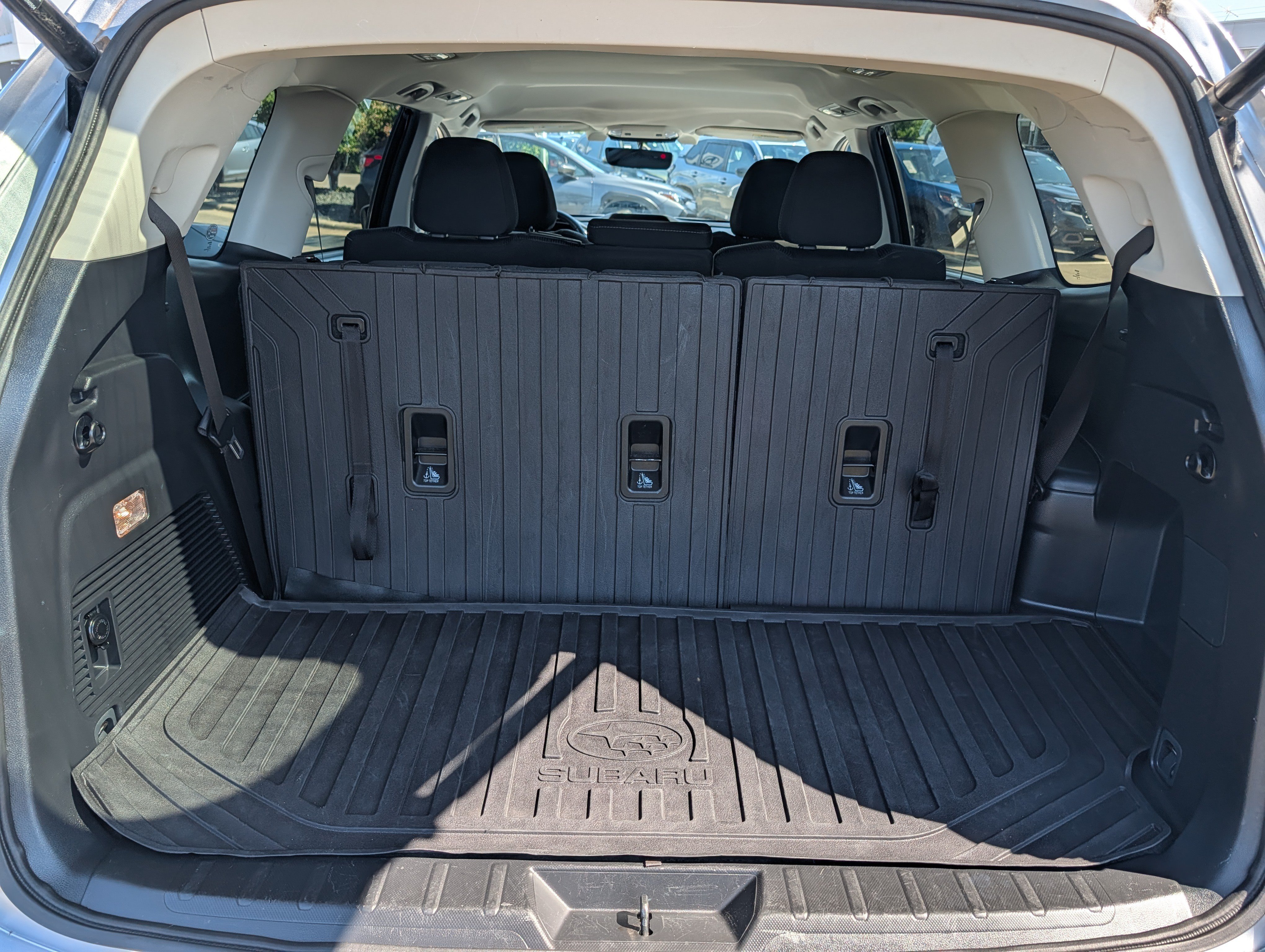 Used 2019 Subaru Ascent Premium AWD/4WD image 18