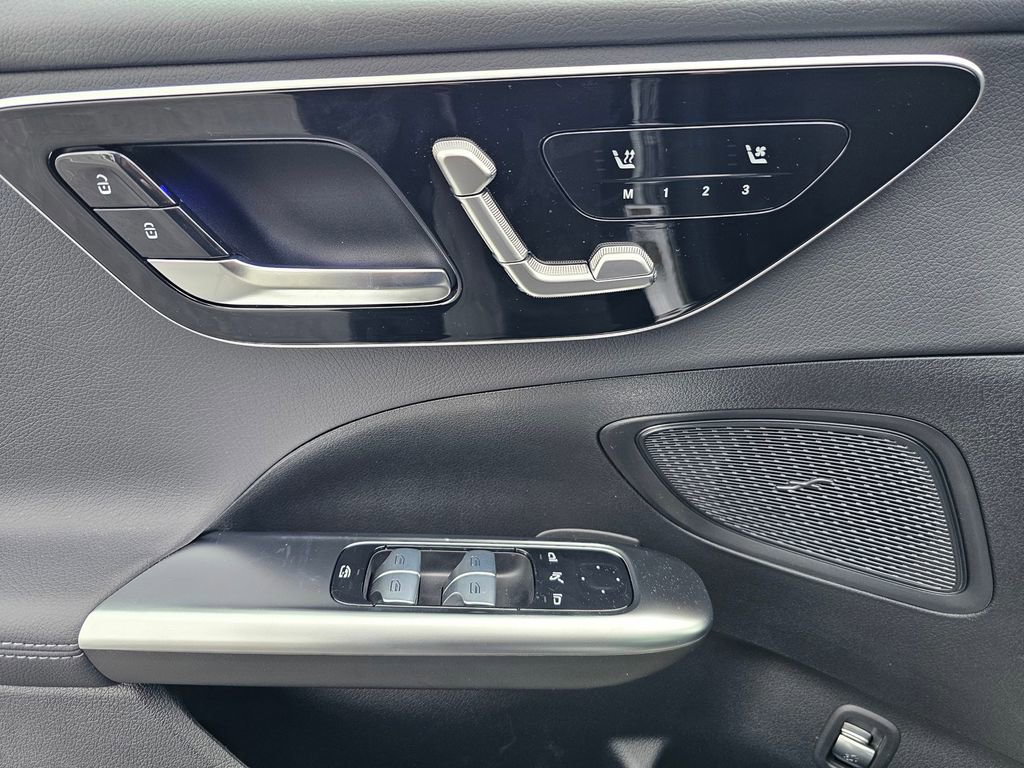 Used 2026 Mercedes-Benz C 300 Sedan image 16