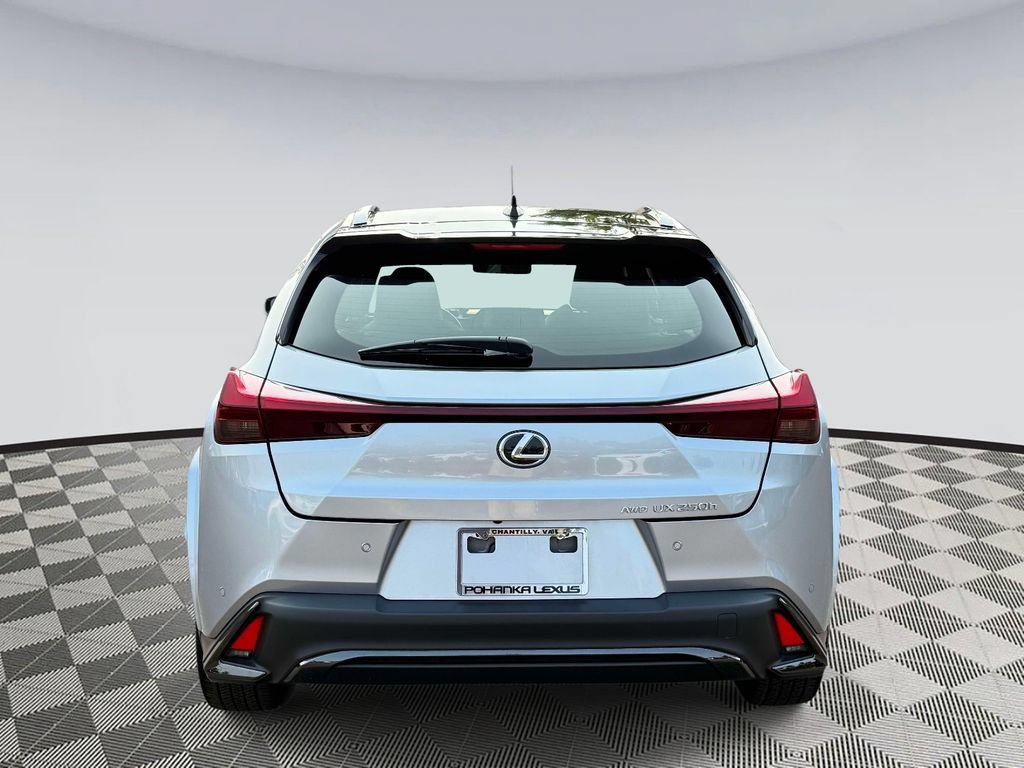 Used 2024 Lexus UX 250h F Sport AWD/4WD image 3