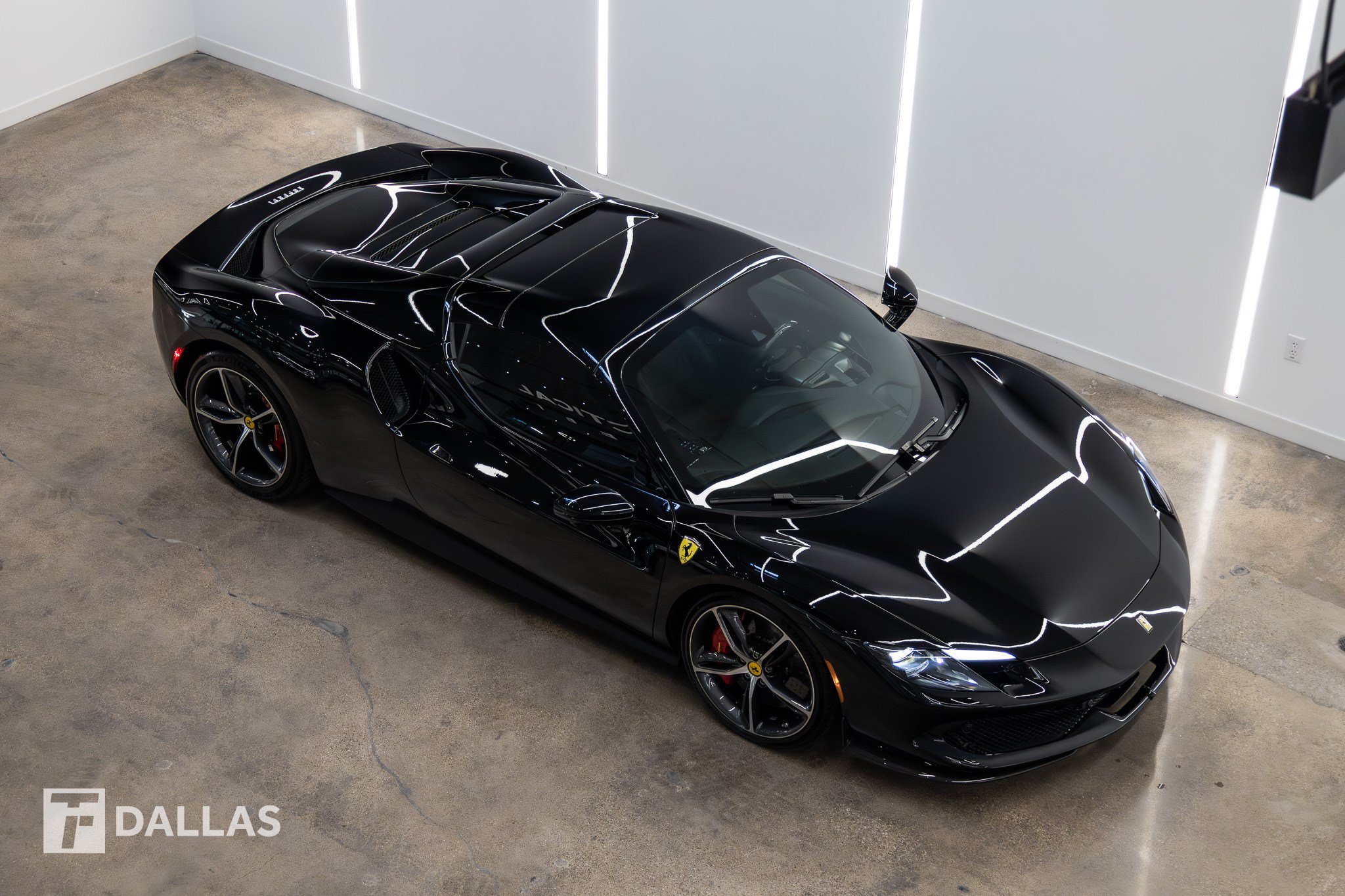 Used 2023 Ferrari 296 GTS RWD image 26