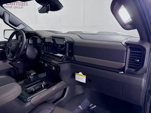 New 2026 Chevrolet Silverado 1500 ZR2 image 32