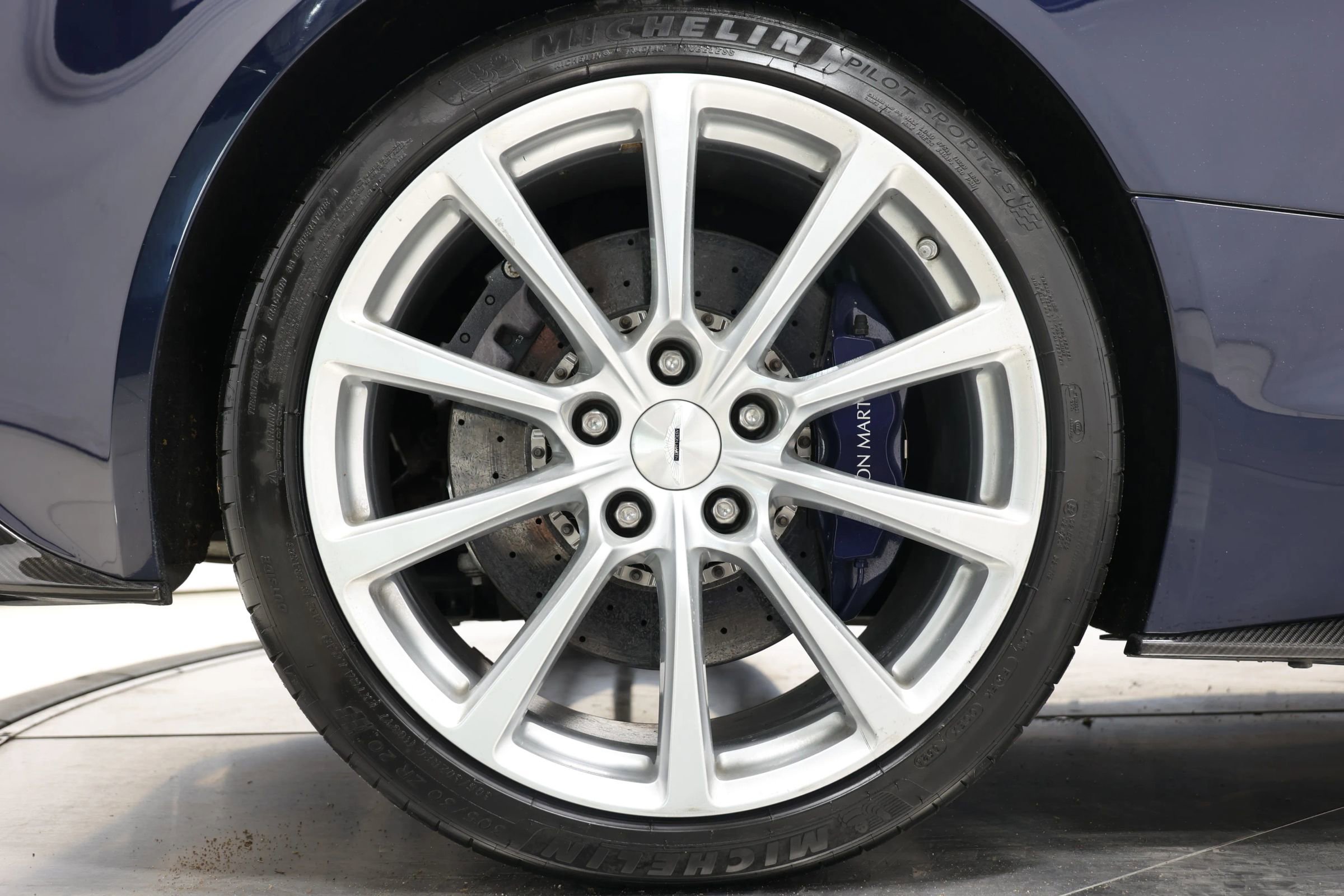 Used 2016 Aston Martin Vanquish Volante image 83