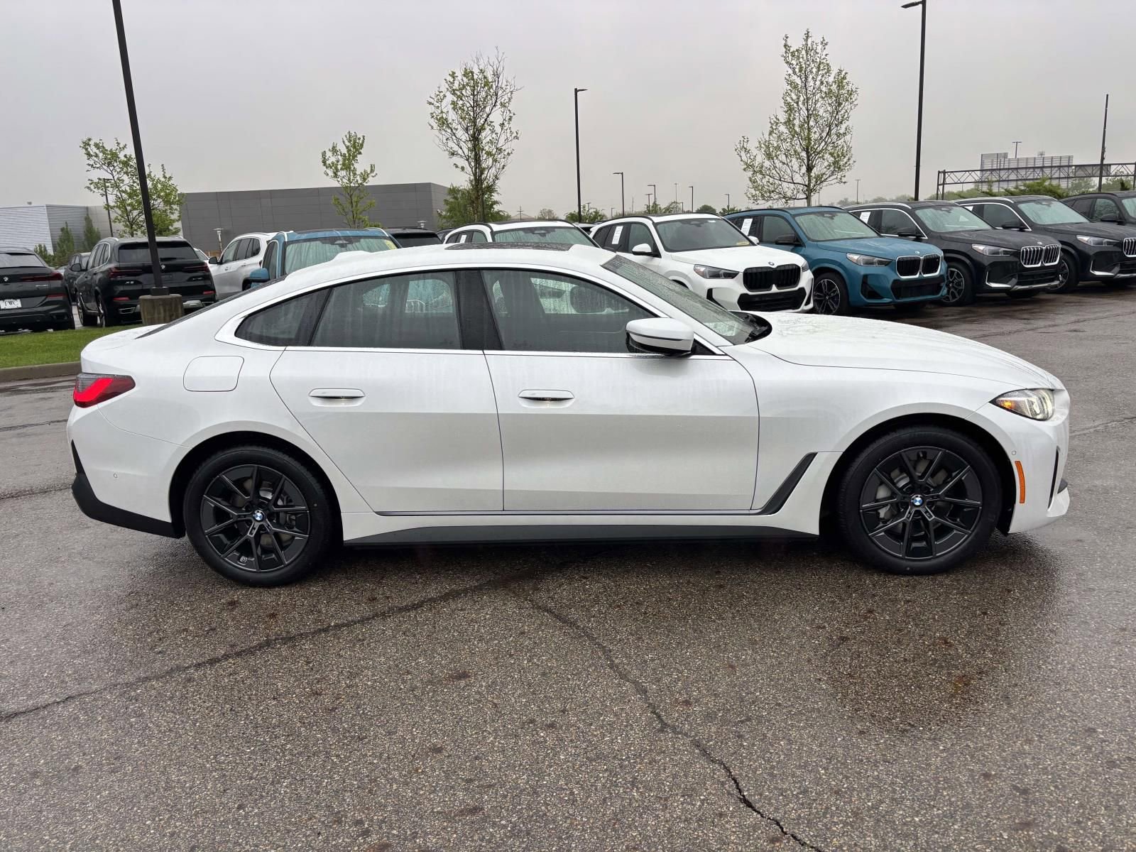 New 2026 BMW i4 xDrive40i AWD/4WD image 4