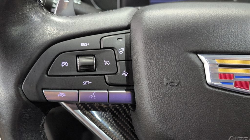 Used 2023 Cadillac XT6 Sport AWD/4WD image 11