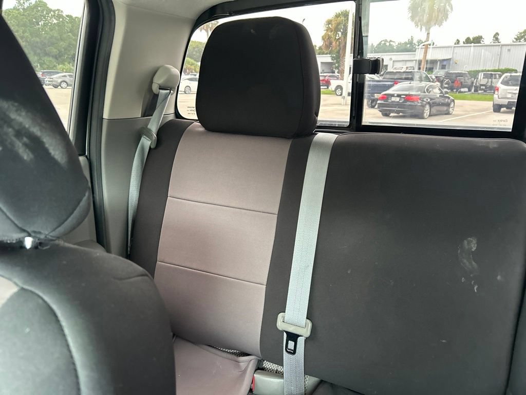 Used 2020 Nissan Frontier SV RWD image 13