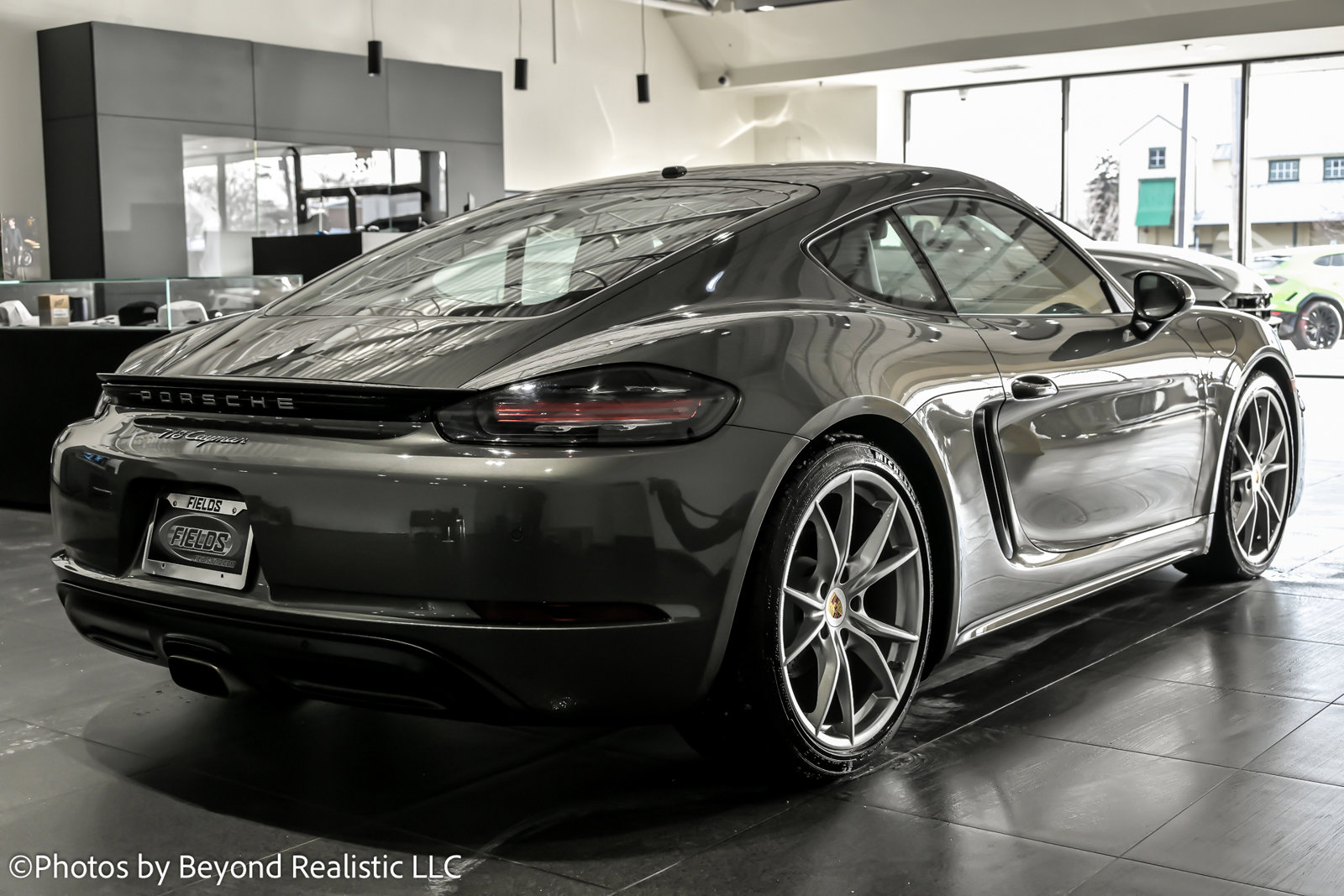 Used 2023 Porsche 718 Cayman T w/ Sport Chrono Package image 7