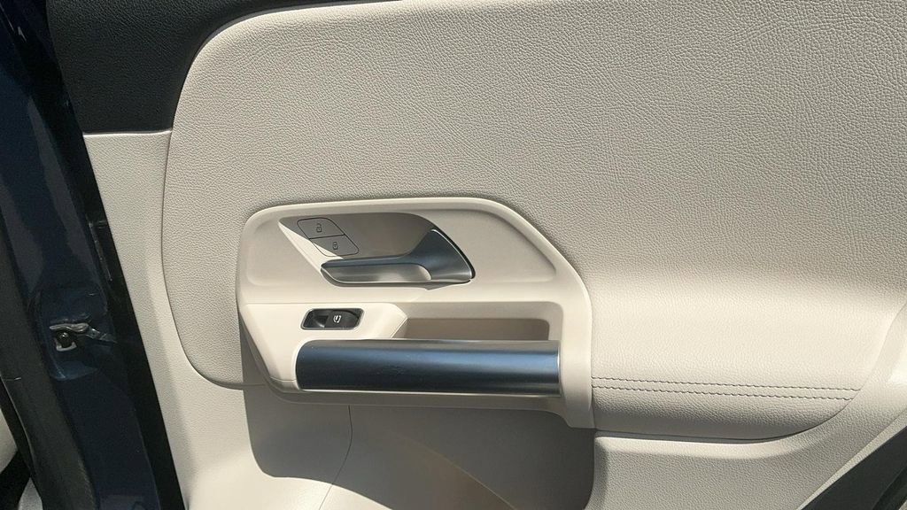 Used 2022 Mercedes-Benz GLA 250 image 18