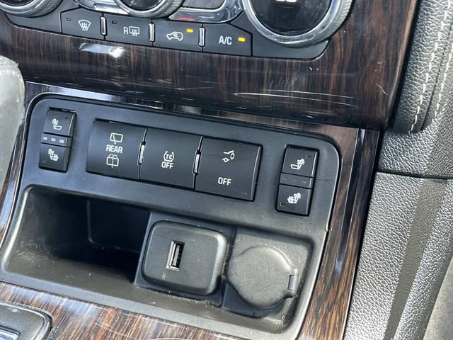 Used 2015 Chevrolet Traverse LT image 13