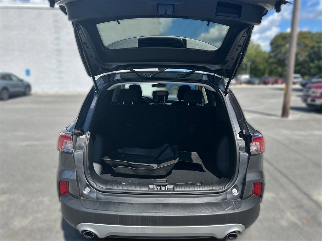 Used 2022 Ford Escape SE image 11