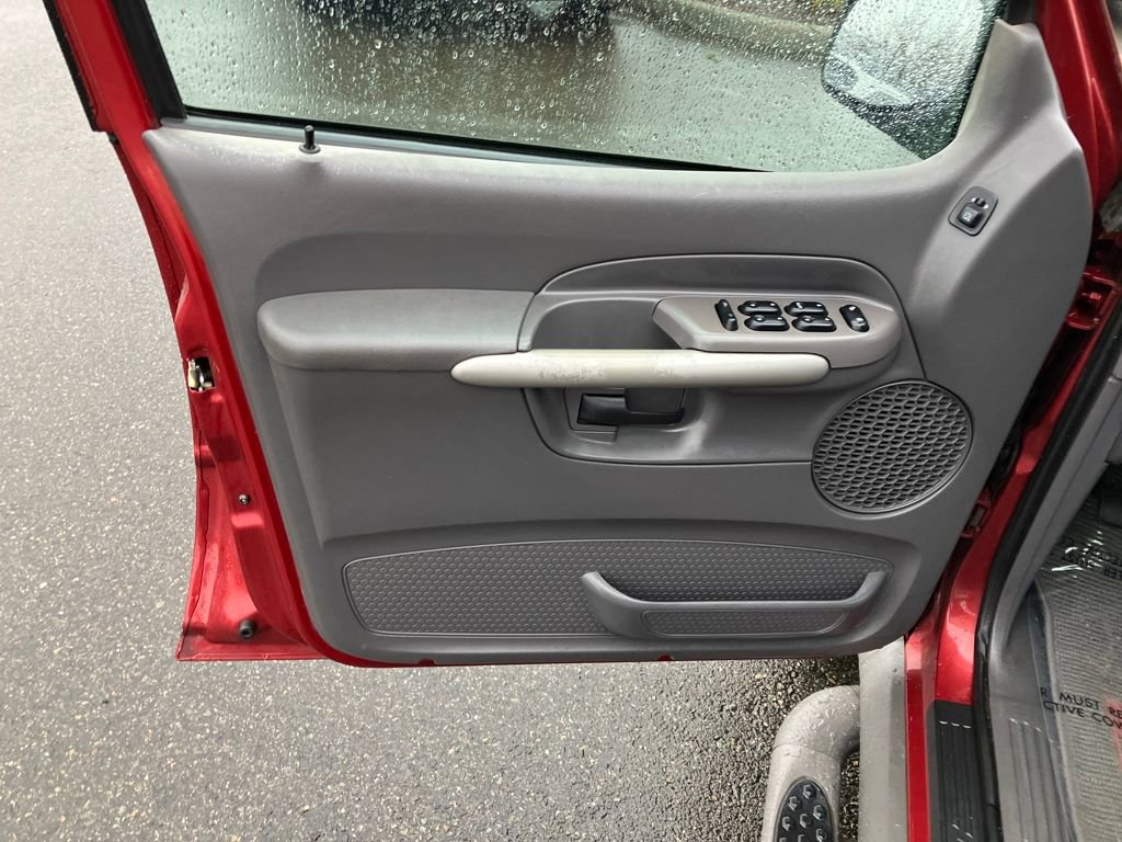 Used 2002 Ford Explorer Sport Trac Base image 15