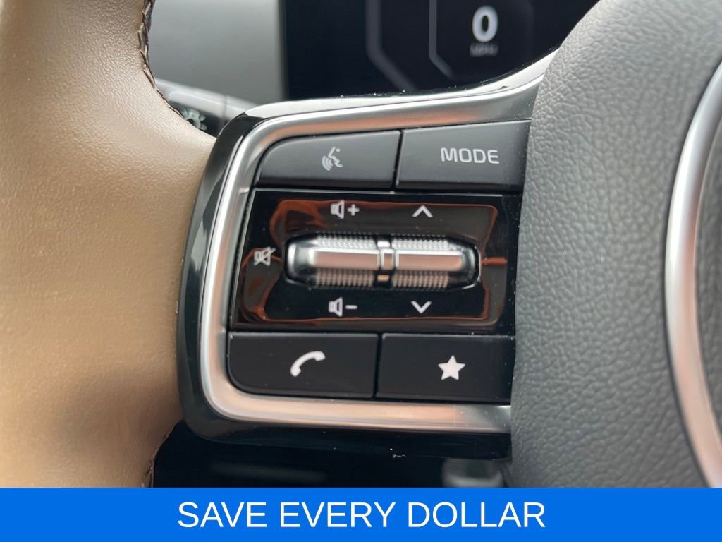 Used 2025 Kia Sorento SX Prestige w/ Olive Brown Leather Package AWD/4WD image 18