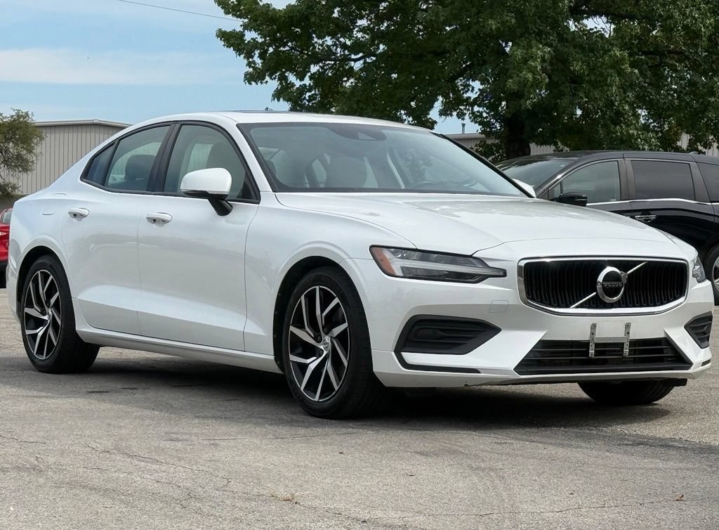 Used 2020 Volvo S60 T6 Momentum AWD/4WD image 7
