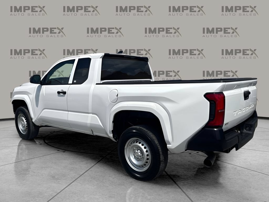 Used 2025 Toyota Tacoma SR RWD image 3