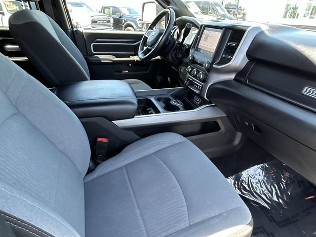 Used 2024 RAM 2500 Big Horn w/ Off Road Package AWD/4WD image 12