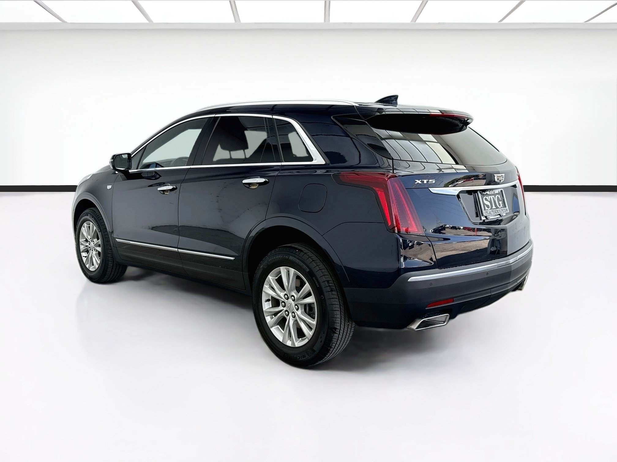 Used 2021 Cadillac XT5 Luxury FWD image 6