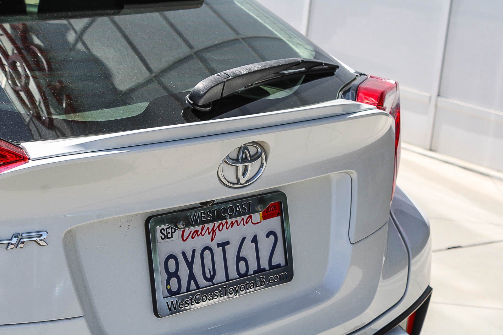 Certified 2019 Toyota C-HR XLE FWD image 11