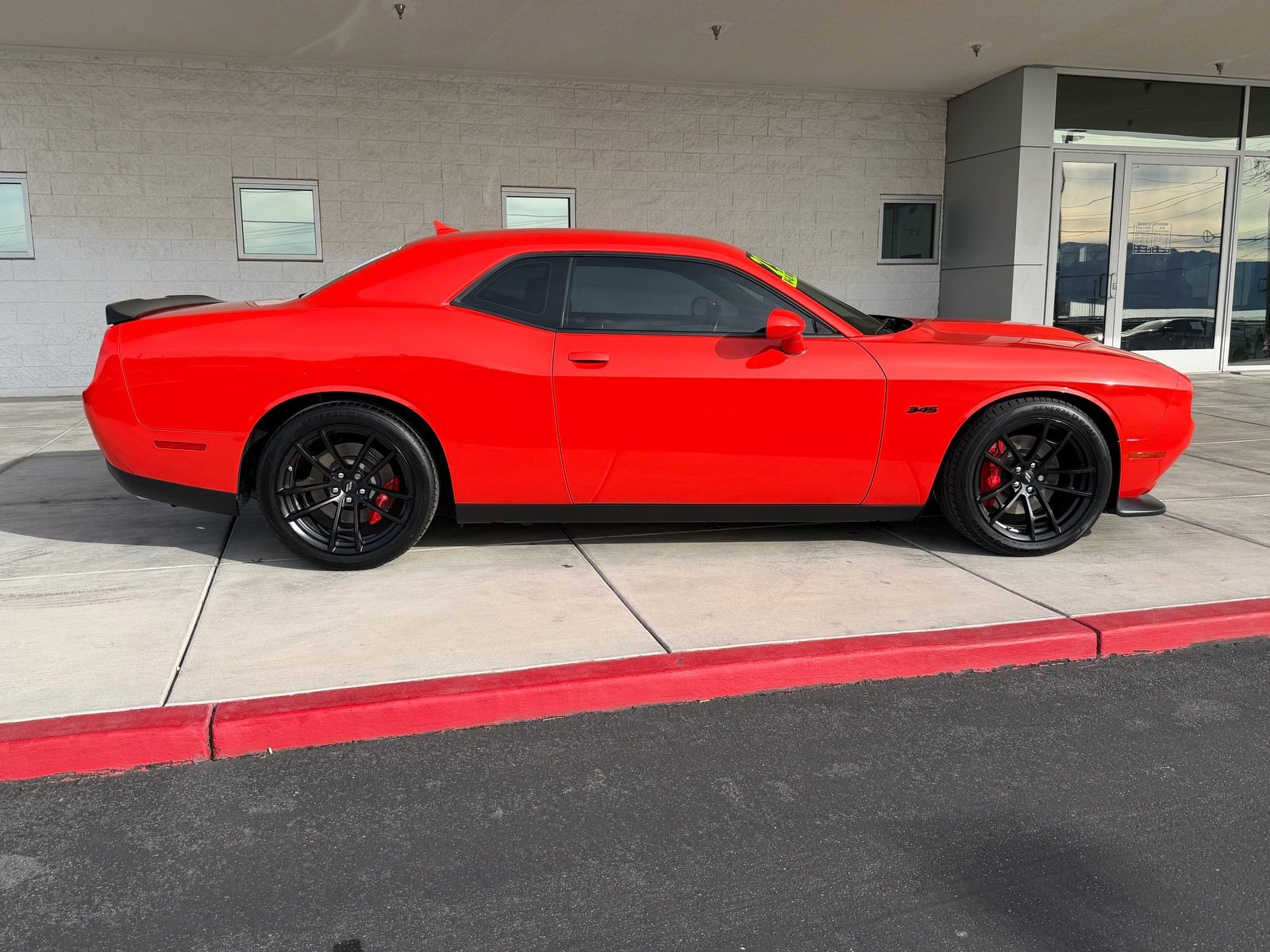 Used 2023 Dodge Challenger R/T w/ Plus Package image 2