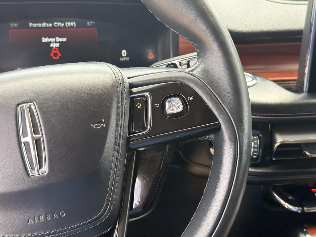 Used 2021 Lincoln Aviator Reserve w/ Equipment Group 201A RWD image 28
