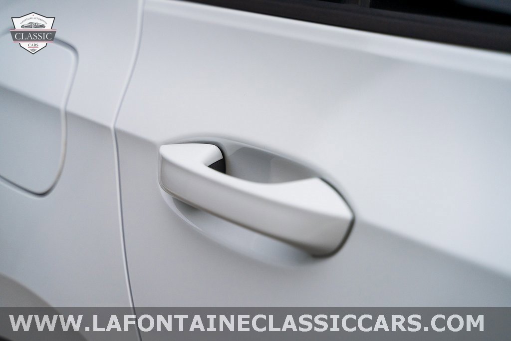 Used 2022 Volkswagen Golf R image 39